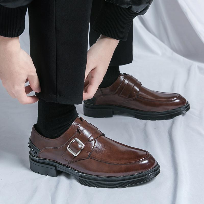 Hot Selling Men's Leather Casual Shoes Europe America Thick Soled Low Top Loafers Banquet Men's Formal Shoes Free Delivery