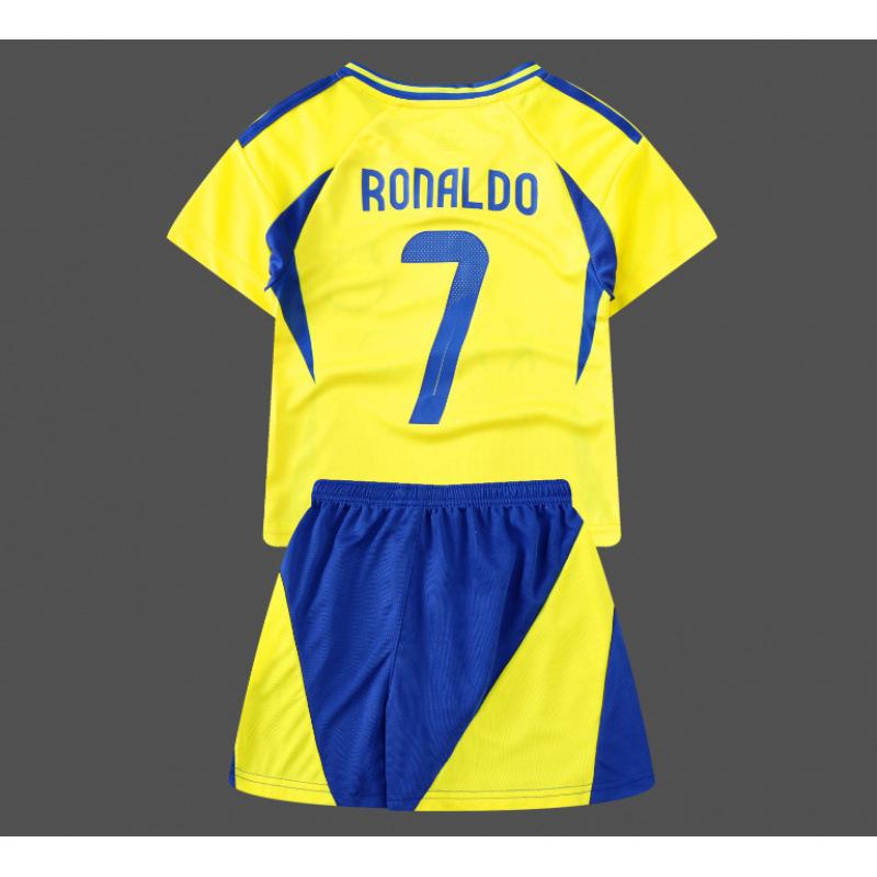 

2 Real Madrid Riyadro jersey 252 Barcelona Manchester City C Ronaldo children s football jersey set jersey 18 yards (105-115)