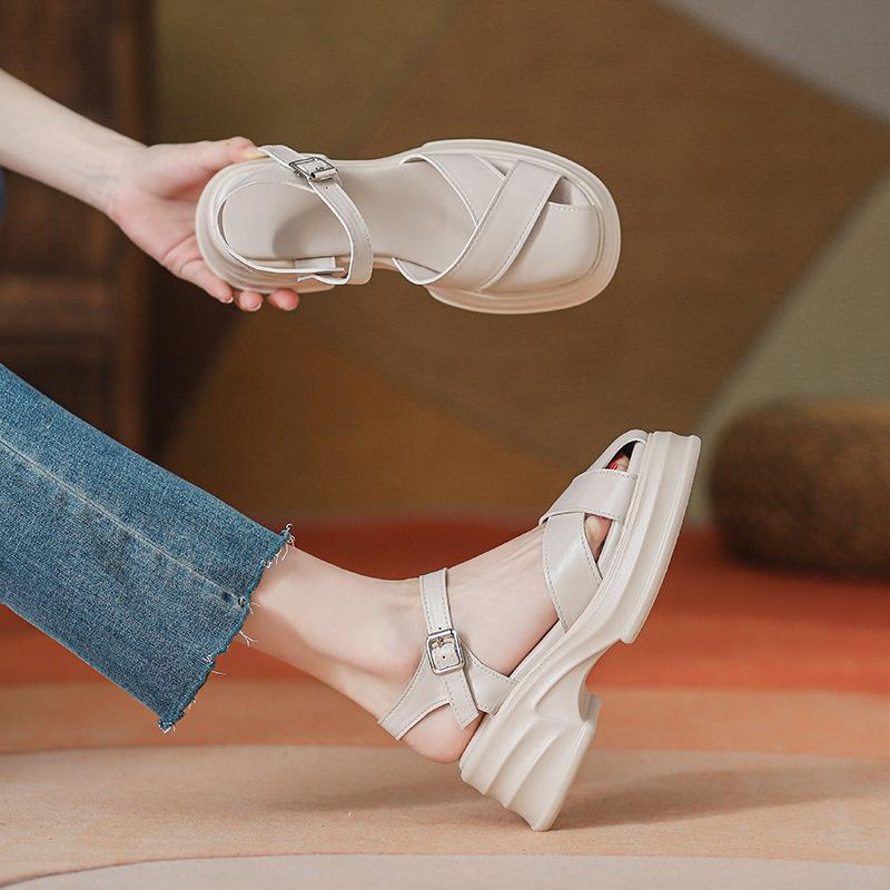 

Босоножки Женские Летние Модные Платформа Маффин Высокий Каблук Баотоу Маленький Размер 33 Пляжные Полые Туфли-Клетка Свиньи 33