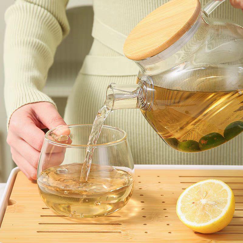Borosilicate Glass Cold Water Pitcher with Filter and Bamboo Steel Lid