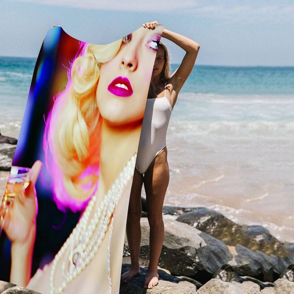 Christina Aguilera Singer Bath Towel Microfiber Soft Water Absorbing Breathable For Girl Kids Decorative Cartoon Beach Towel