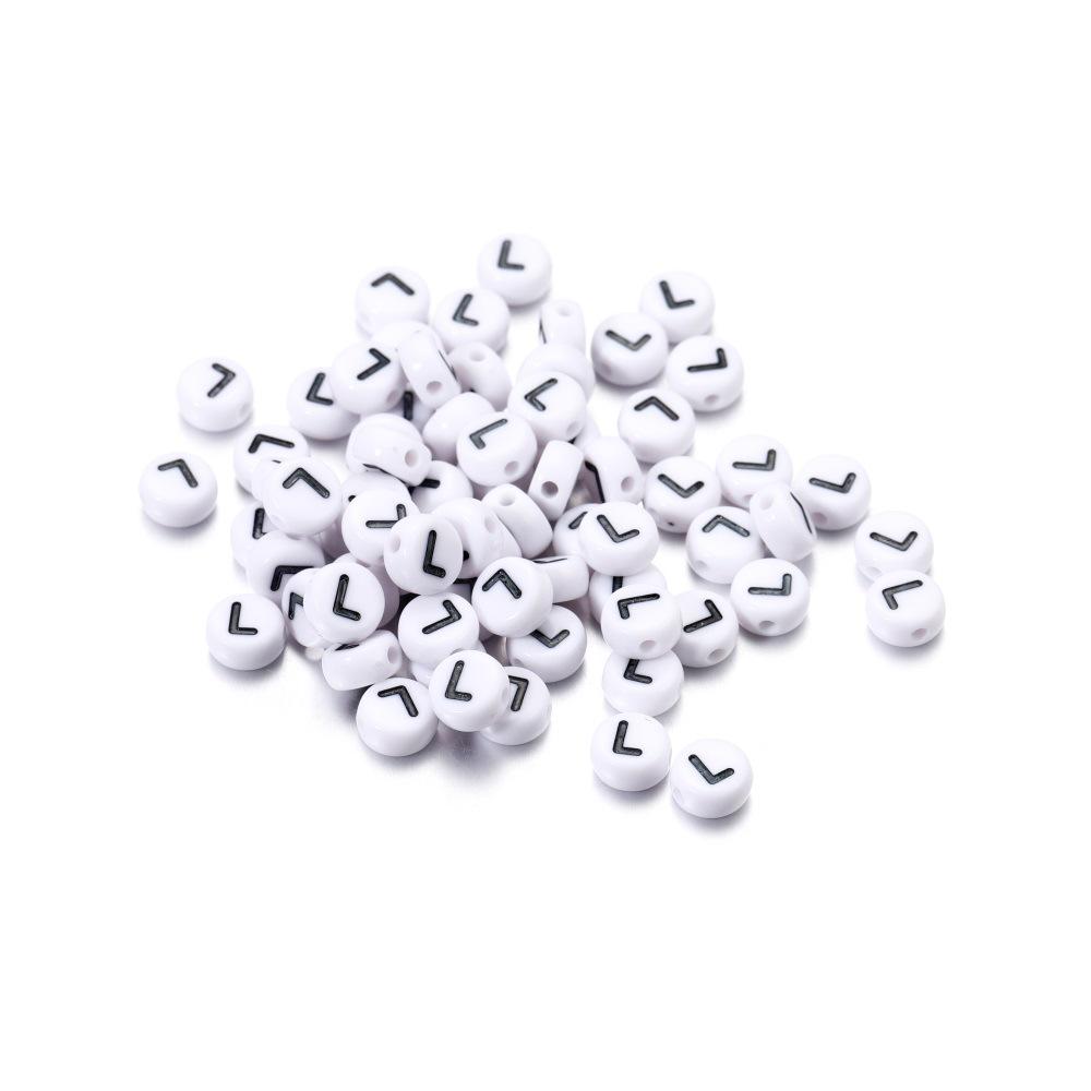 Bílé kulaté korálky s černými písmeny – sada 26 písmen pro vlastní výrobu náhrdelníků a řetízků na telefon