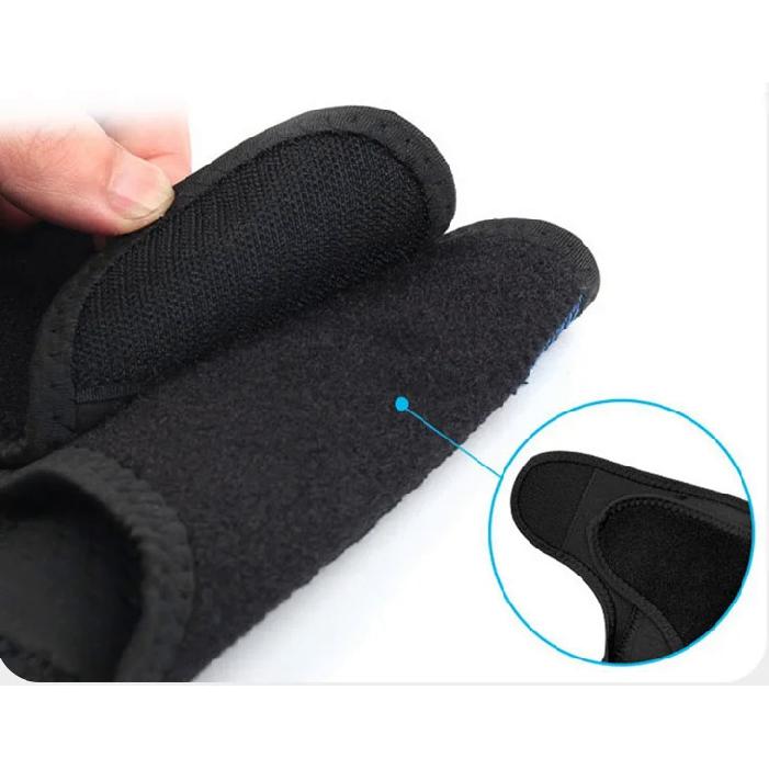 Hinged Adjustable Knee Support with Hinge Patella Gel Pad Side Stabilizers Professional Knee Brace Patient Knee