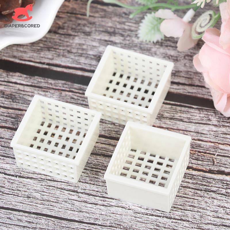 1:12 Dollhouse Miniature Plastic Frame Hand-woven Storage Basket Vegetable Food Storage Basket Dolls Miniature Decoration