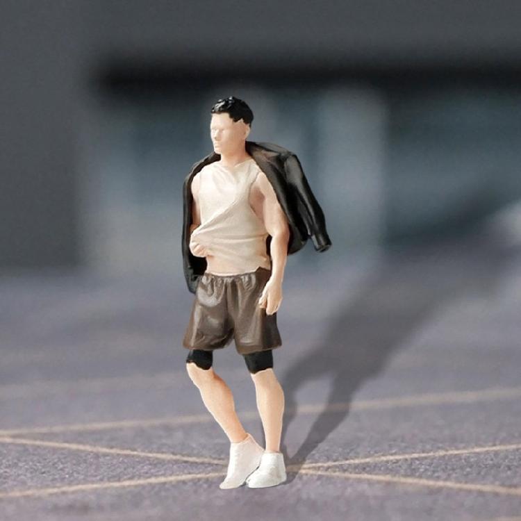 Simulation 1/64 Scale Miniature Figure Doll Resin Figurine with Fine Detail For Hobbyists And Scene Setting Accessories