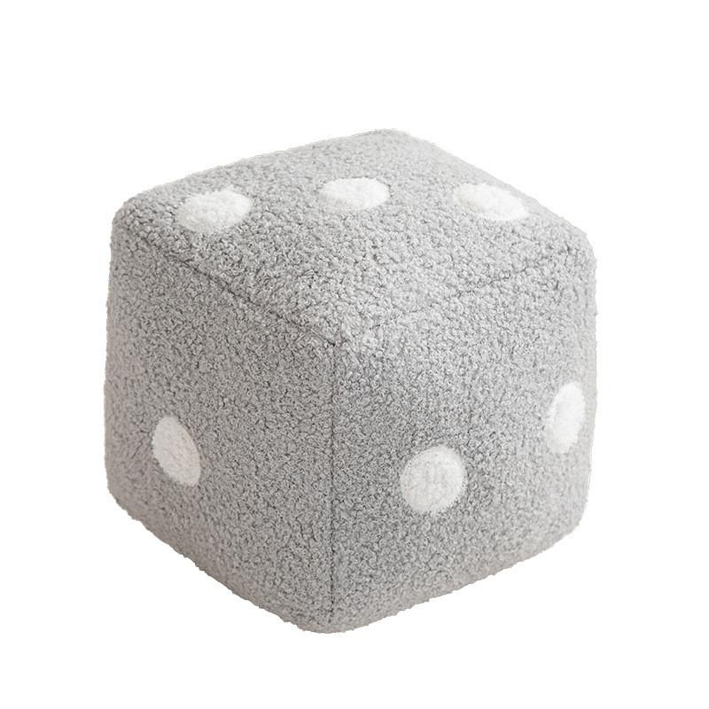 Cuscino Peluche Dado Creativo Con Design Ricamato Per Arredamento Casa E Appassionati Di Giochi