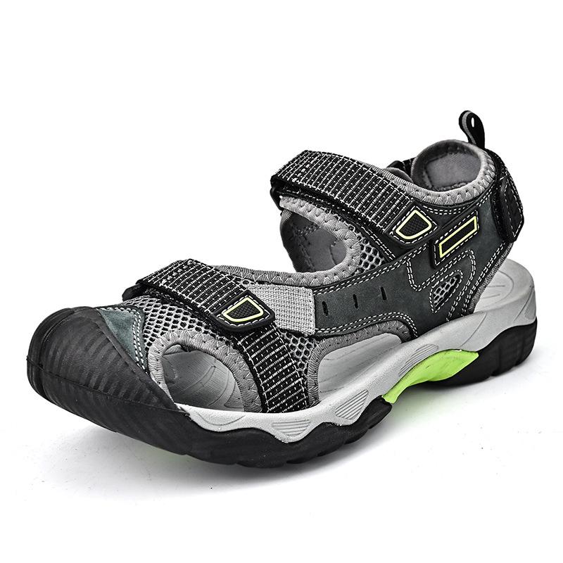 

Летние кожаные сандалии мужские 2025 новые для вождения, отдыха, спортивные сандалии, нескользящие, для улицы, на липучке, пляжная обувь 46 серый