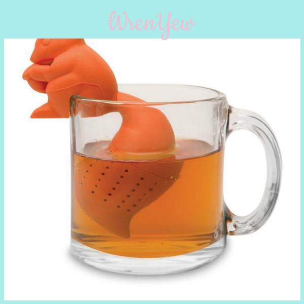 Poop Shaped Tea Strainer With Silicone Design For Tea Lovers**