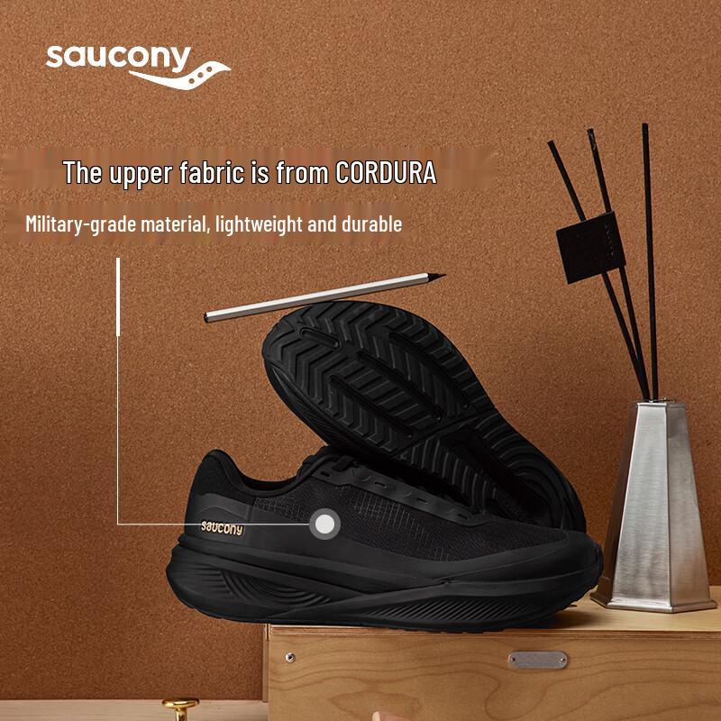 Saucony Triumph LFS Lightweight Running Shoes