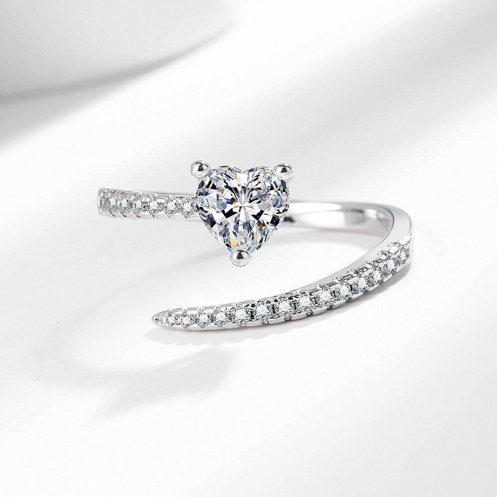 Silve Gorgeous Shiny Stone Heart Zircom Ring For Women Engagement Wedding High Quality Fine Jewelry