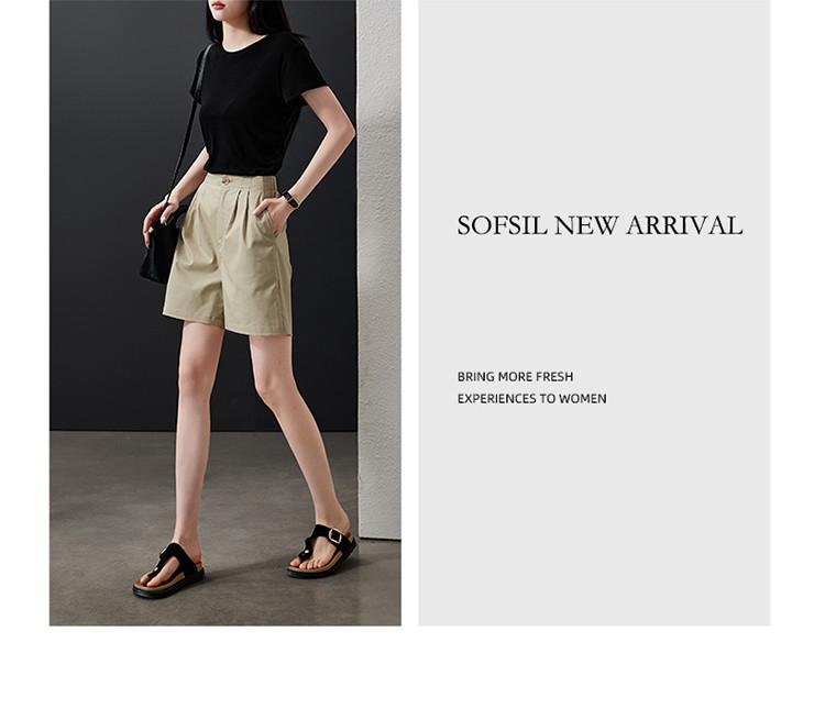 Women's Half Elastic Waist Double Pleated Wide Leg Shorts