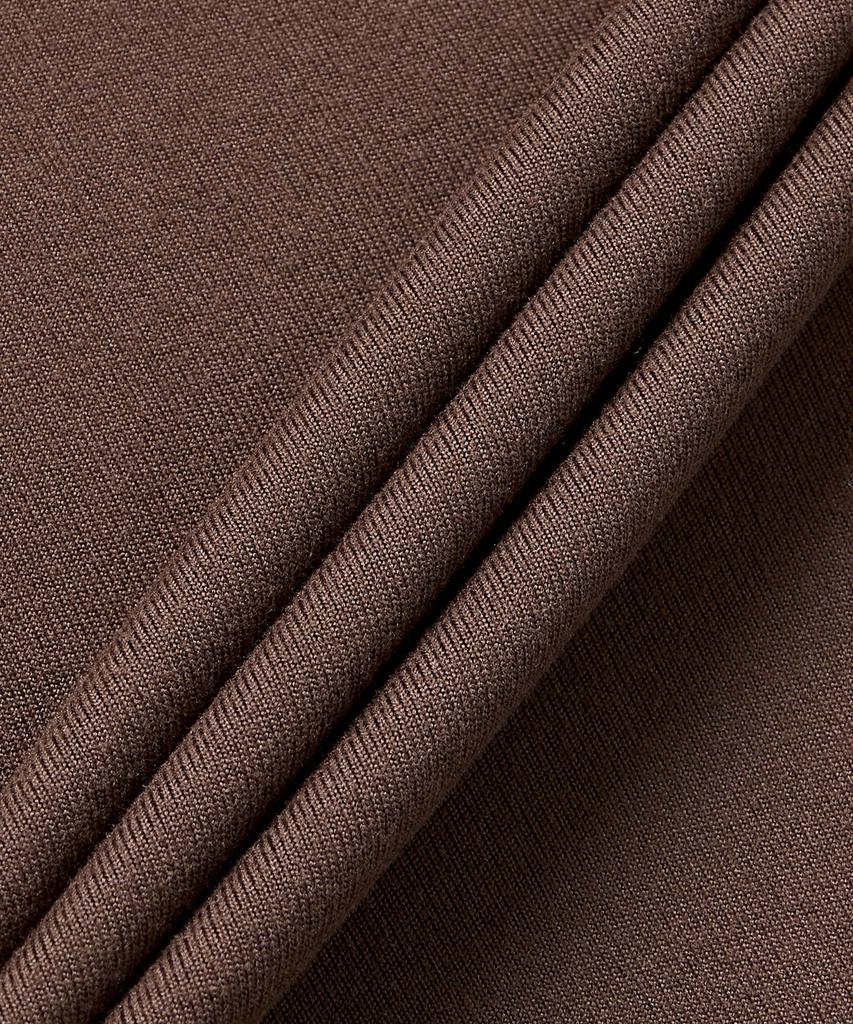 YOUHEE Basic U-Neck Quarter Sleeve Brown