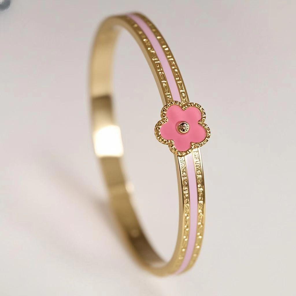 Women s Four-leaf Clover Simple Women s High-end Jewelry Jewelry Bracelet One Size(16-22CM)