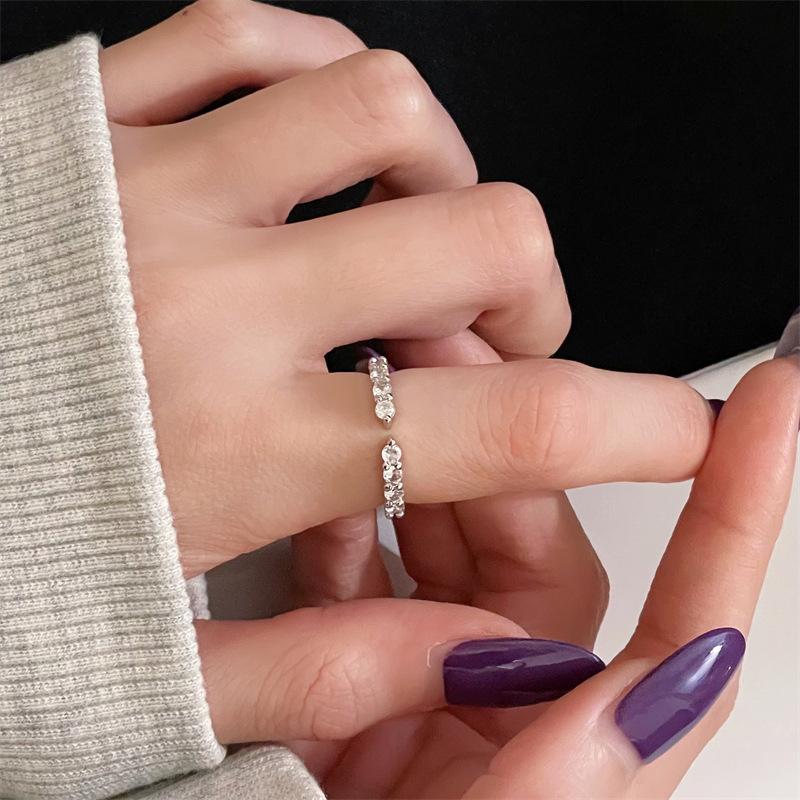 Simple And Fashionable Geometric Diamond-Encrusted Zir*****Pen Ring Niche Light Luxury High-End Cold Wind Accessories