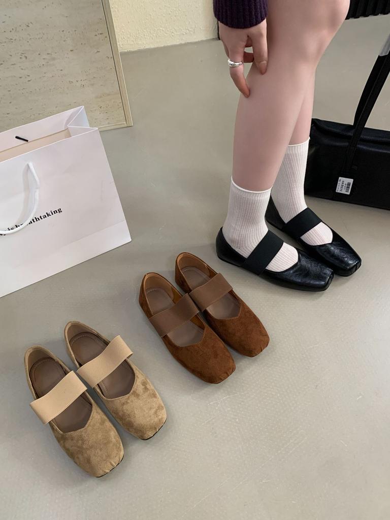 Square head retro ballet shoes female outer wear fairy flat shoes 2025 autumn and winter new pedal Mary Jane shoes