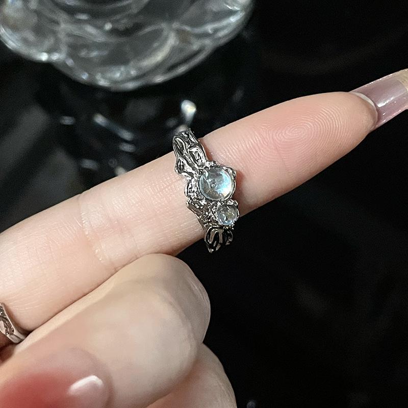 Niche Design Moonstone Ring, Female Gemstone, High-End Irregular French Fold, High-End Personalized Open Ring