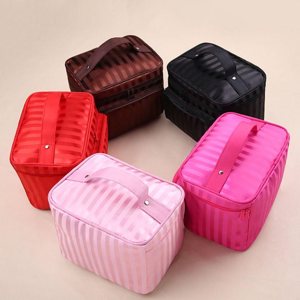 Waterproof Makeup Bag Hand-held Travel Organizer Fashionable Toiletry Bag  for Home