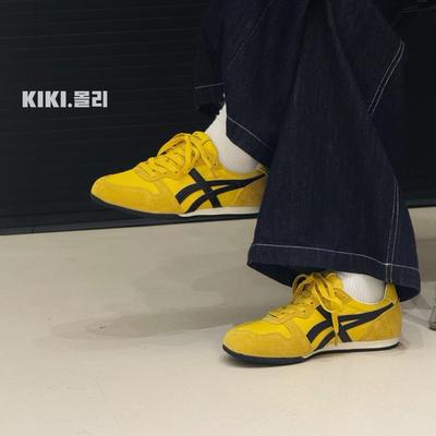 Încălțăminte pentru femei – Adidaşi