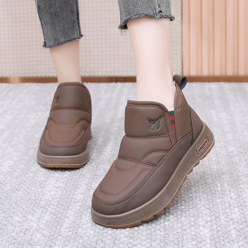 2025 Women's Old Beijing Thick Sole Snow Boots - Slip-on Cotton Shoes with Plus Velvet for Winter Warmth