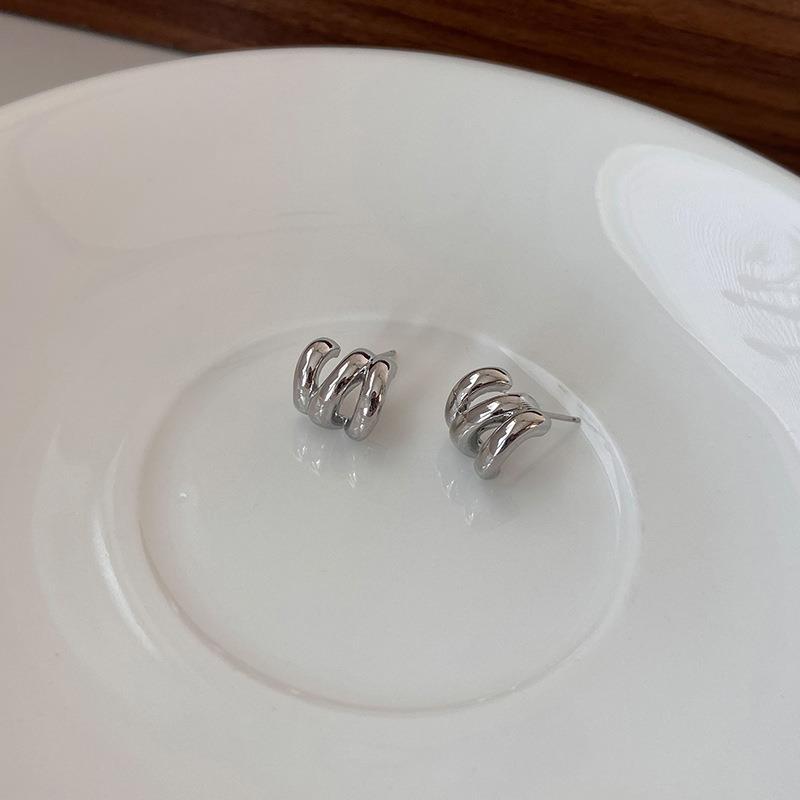 French Geometric Oval Metal Contrast Stud Earrings Personality Earring One Style Two Wear for Women Girls Jewelry Party Holiday