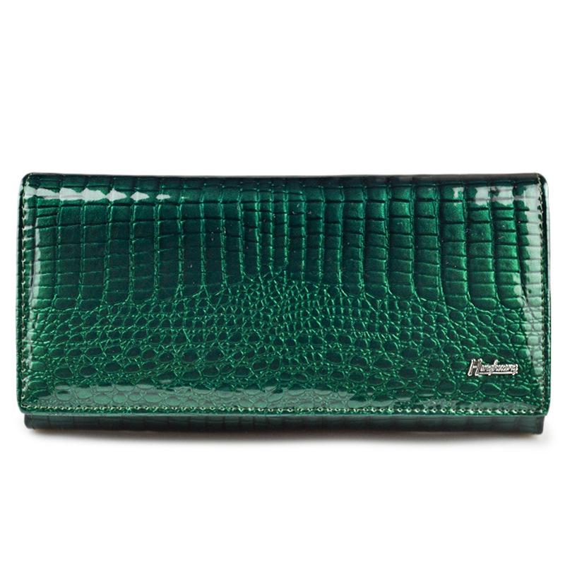 Top Layer Cowhide Women's Crocodile Pattern Genuine Leather Wallet and Clutch