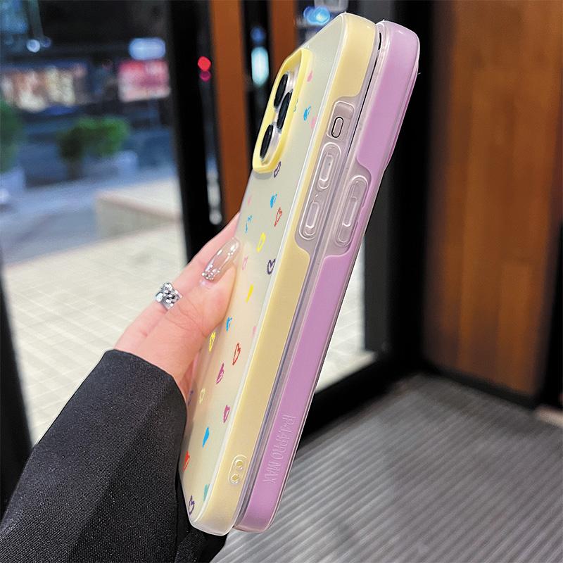 Matte Frosted Skin Feel Casing PC+TPU 2in1 Heart Shape Patterned Printed Protective Cover Soft Back Case for iPhone 17
