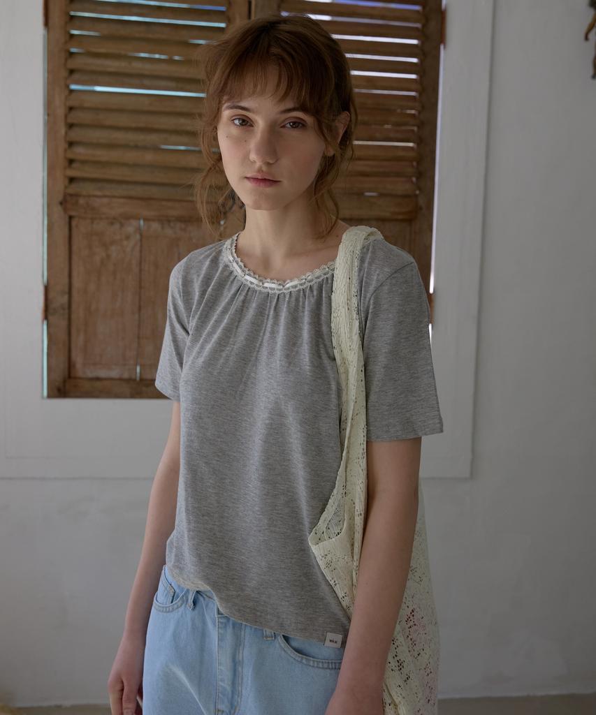 WIOE Studded Lace Ruched Top_Grey