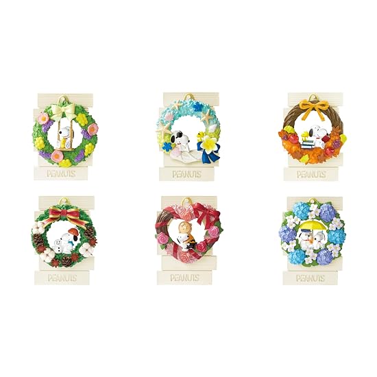 PEANUTS SNOOPY Wreath Collection
