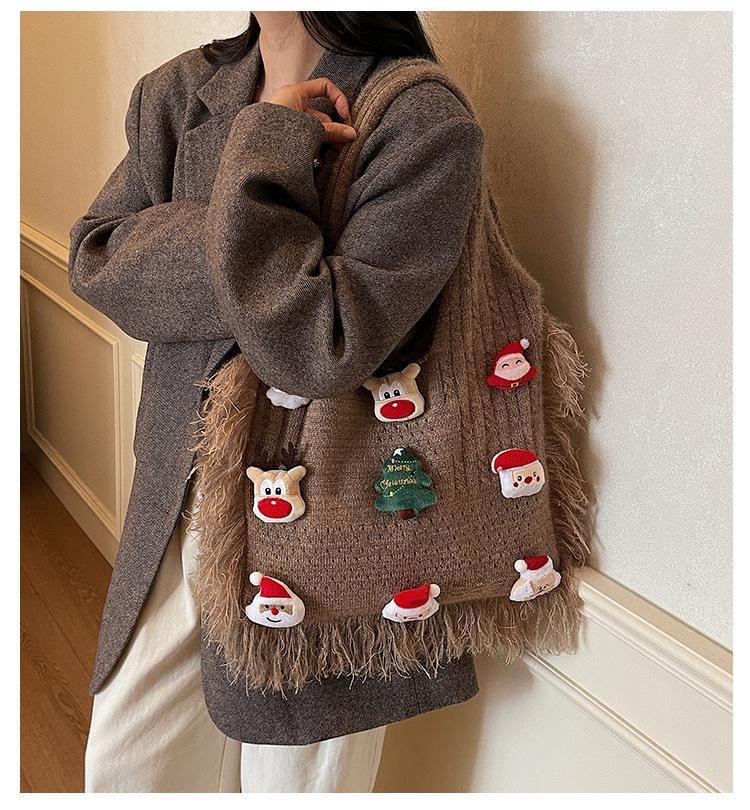 2025 Autumn/Winter Retro Wool Knit Tassel Tote - Elegant, Large Capacity, Versatile One-Shoulder Bag for Women