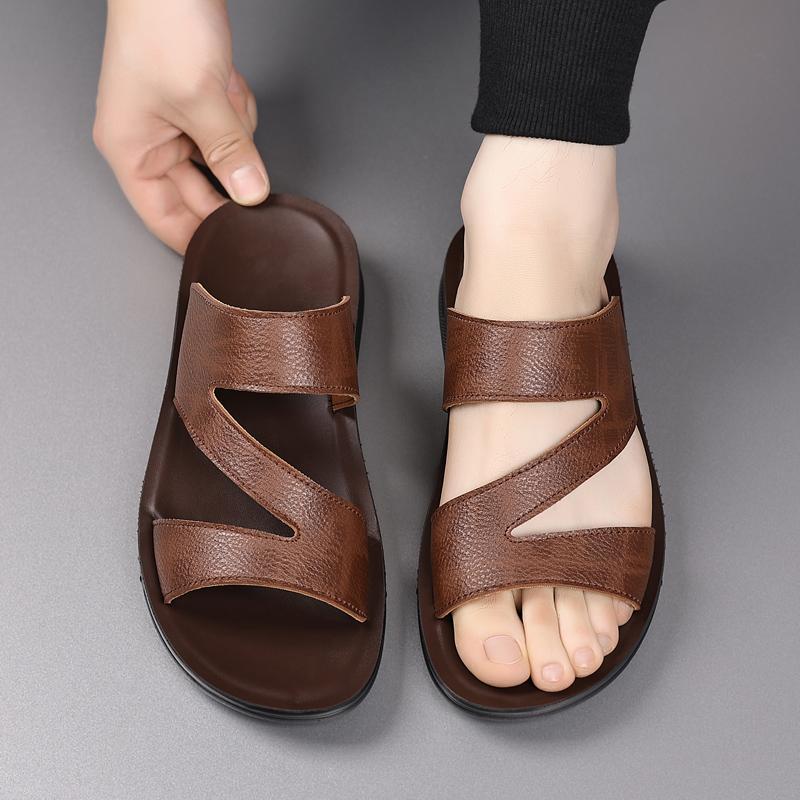 Fashion New Men Casual Leather Slippers Handmade Half Drag Fashion Male Beach Sandals Travel Summer Beach Shoes Outdoor All-match Flats