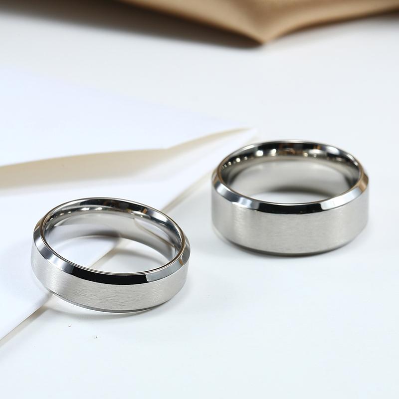 Anelli Neri Anello Classico in Acciaio Inossidabile Fedi Nuziali di Fidanzamento Per Uomo Donna Coppia Colore Nero Argento Gioielli di Moda 8/6mm