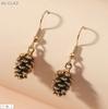 Alloy Chain Pinecone Pendant Necklace Collarbone Chain Women Fashion Jewelry Lightweight Durable Design Suitable for Daily Wear and Gift