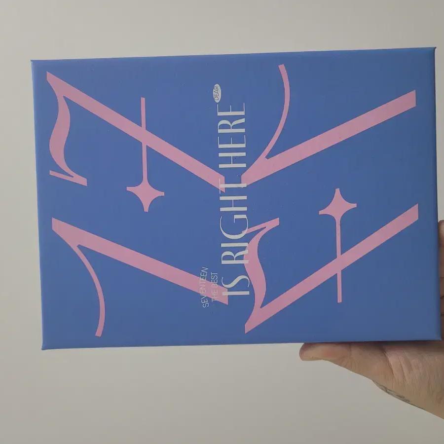 

Семнадцать Июнь Твердый Переплет+foca