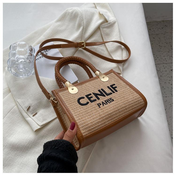 

Large capacity bag women s 2025 new fashion commuter bag shoulder bag straw bag niche design portable messenger bag коричневый