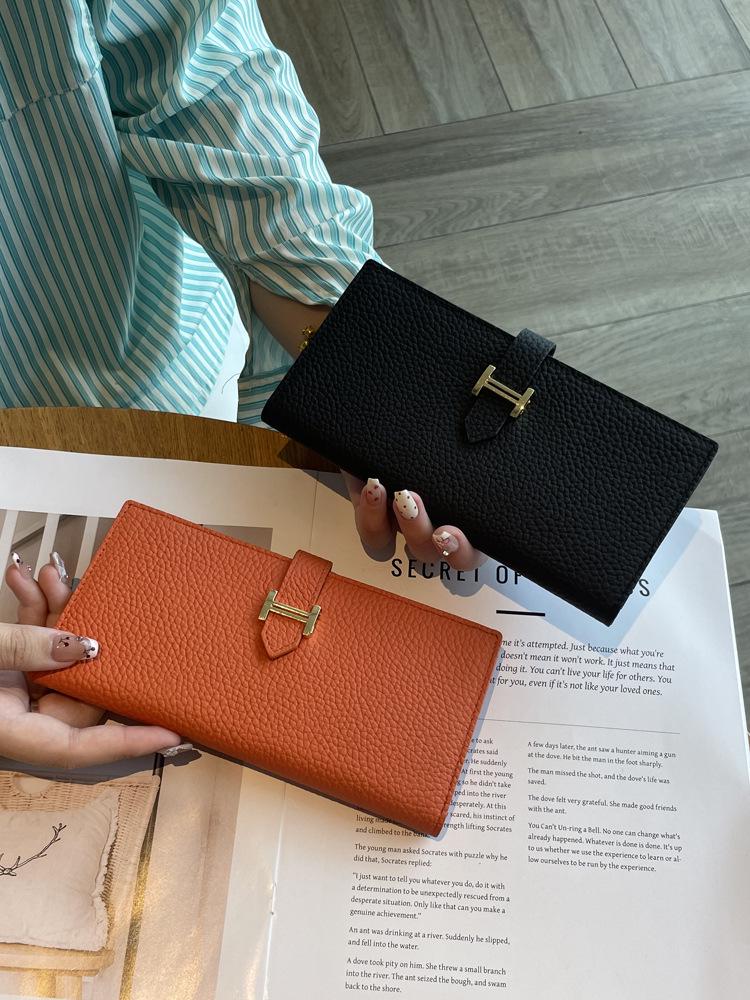 Genuine Leather Women's Bifold Wallet: Top Layer Cowhide Clutch with Multiple Card Slots and Large Capacity