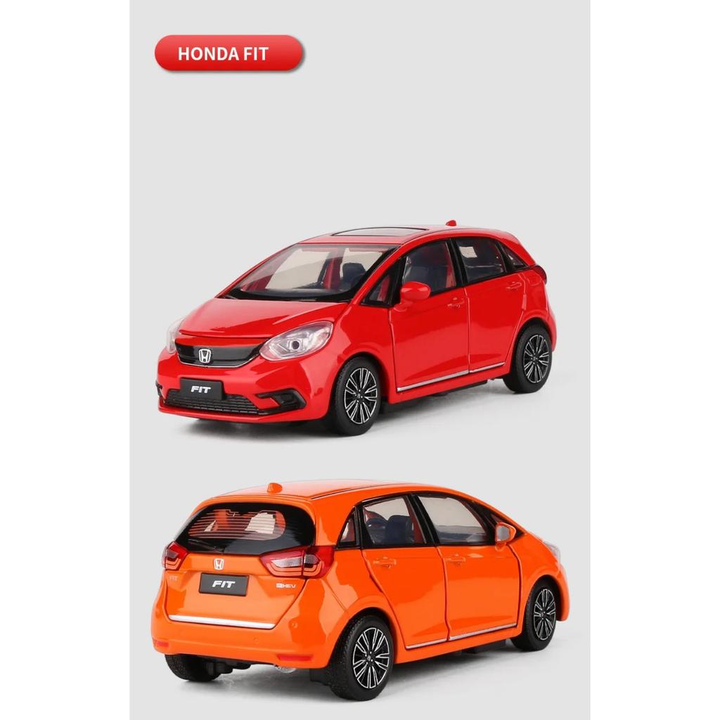 1/32 HONDA Fit GK5 Alloy Car Model Diecast Metal Toy Vehicles Car Model High Simulation Sound and Light Collection Children Gift