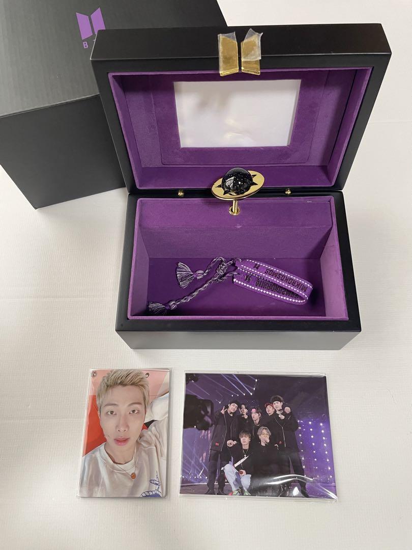 

[Б/У] Мерч бокс 6 Музыкальная шкатулка Торговая карточка Мерч бокс BTS 6