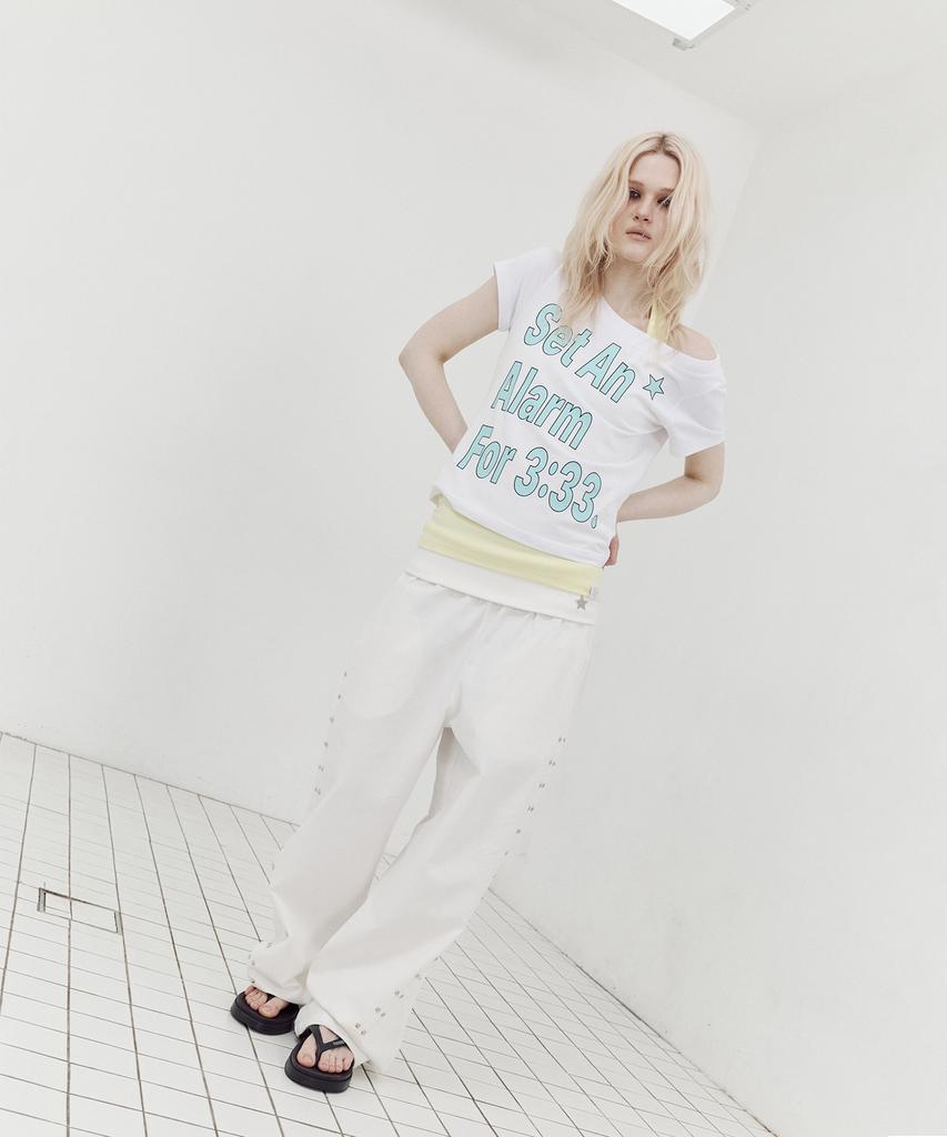 SETUP-EXE Alarm Wide Neck Top / White
