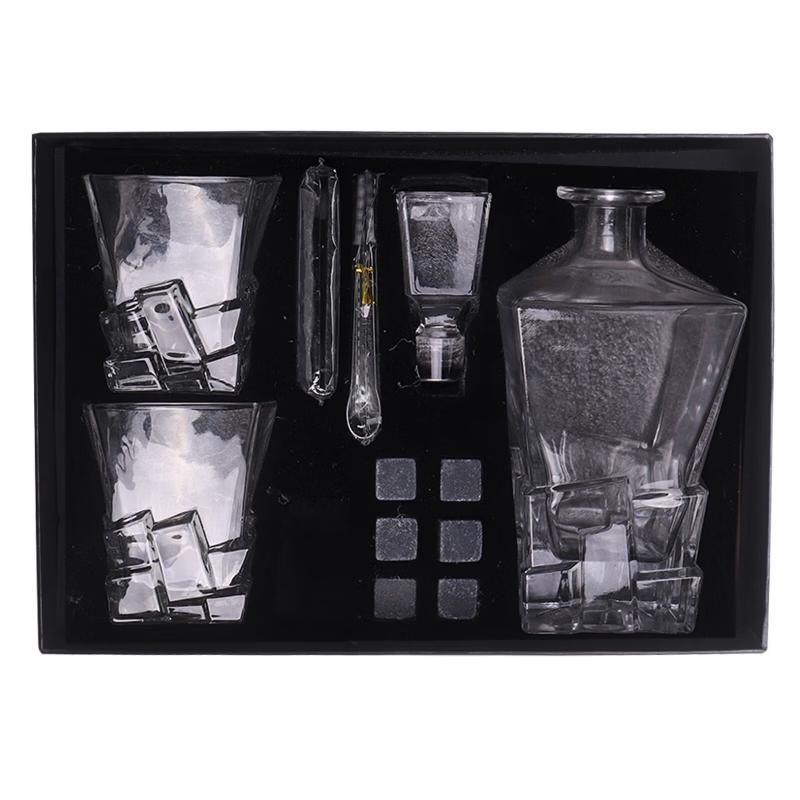 Diamond Whiskey Glass with Wooden Gift Box