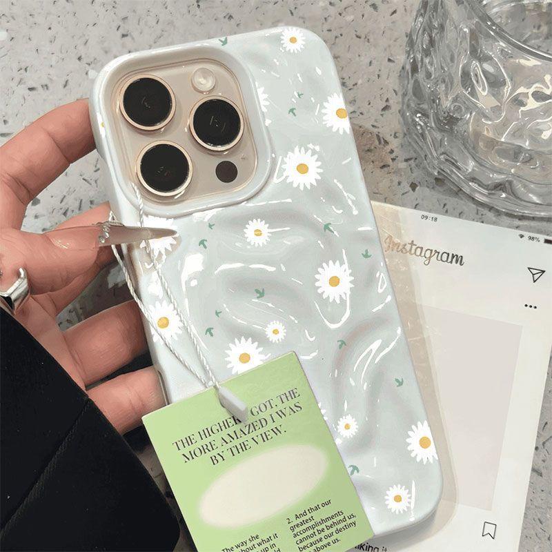 White daisy pleated pattern, suitable for Apple 16 mobile phone case iPhone17Pro three-dimensional 14/13 fresh 15 soft case