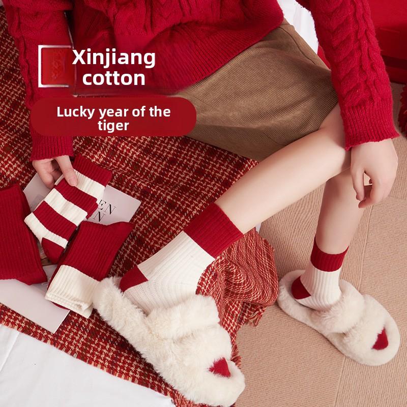 Female Autumn and Winter Thickened All Take This Year Marriage Red Tube Cotton Socks