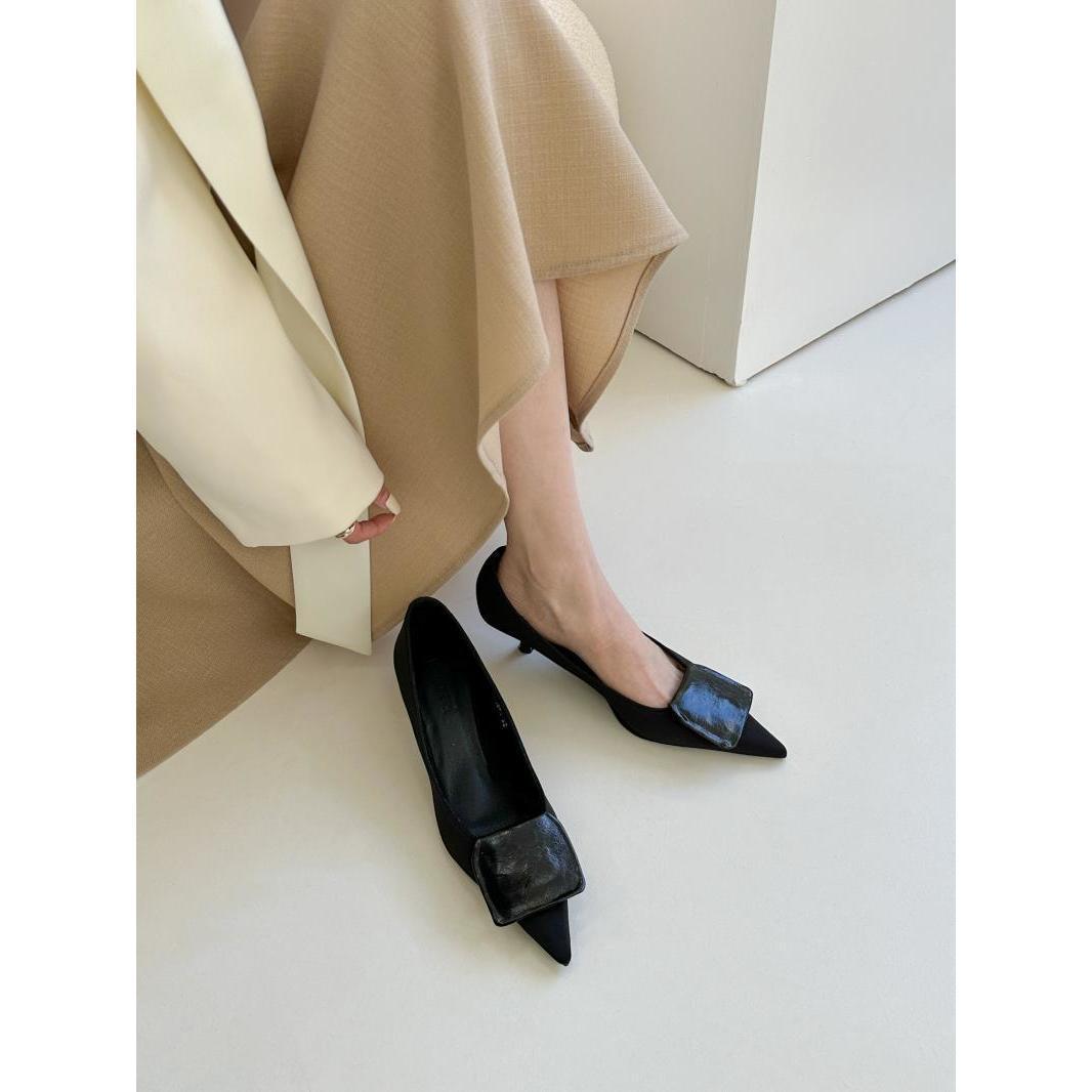 

2025 новый хороший темперамент стиль дочери остроносые туфли на высоком каблуке женские тонкие каблуки весенние тонкие черные одинарные туфли женские 39 чёрный