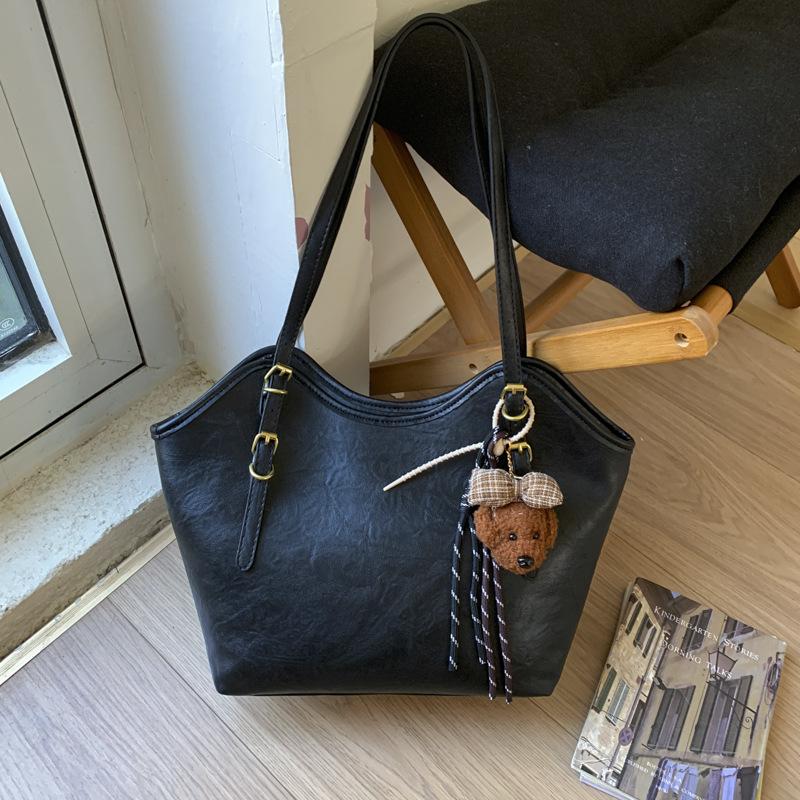 Tote bag women's autumn and winter retro shoulder bag commuter women's bag fashion shoulder bag