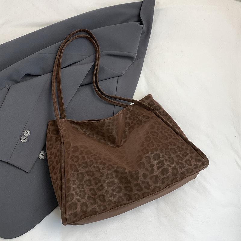Herbst neue Retro Leopardenmuster Schulter Achseltasche modische Nische einfache Pendler tragbare Tragetasche