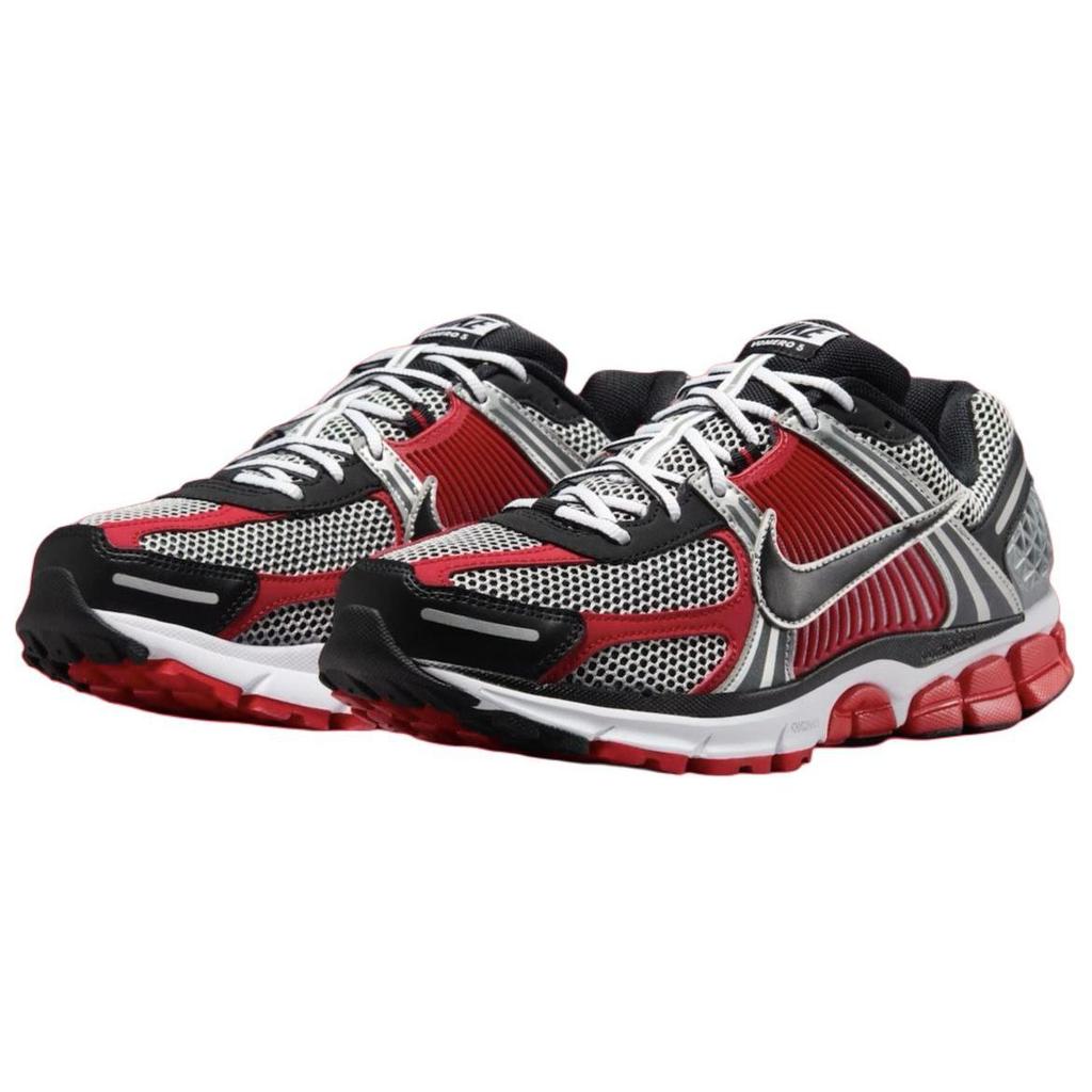 New Nike Zoom Vomero 5 Metallic Silver University Red HV0926-095