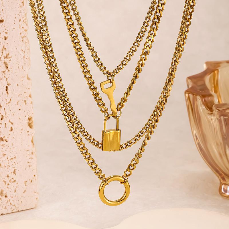 Women's Retro Multi-layer Necklace with Round Ring & Heart Lock Charm - Thick Clavicle Chain Accessory