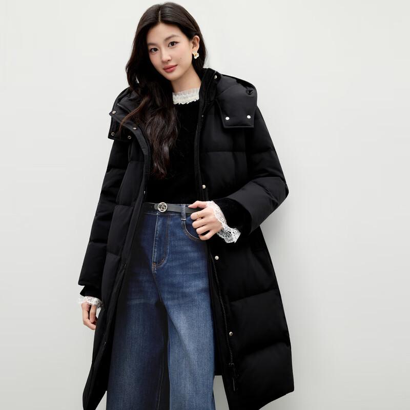 Qiushui Yiren Women's Long Hooded Down Jacket