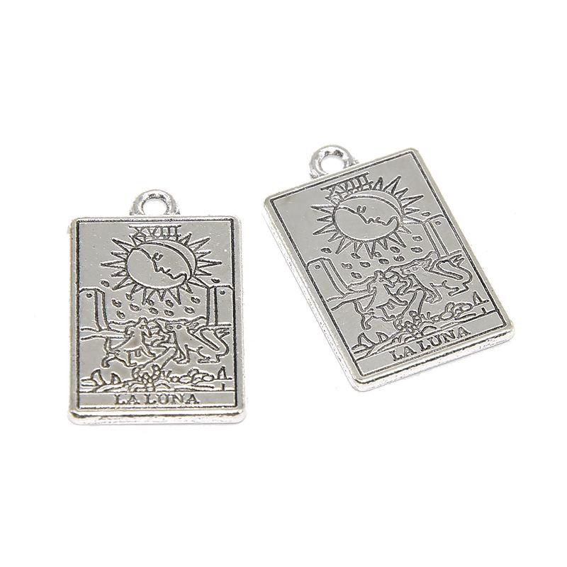 Set aus 6 Anhängern mit antikem Silber-Tarot: DIY Legierungs-Schmuckzubehör für Armbänder und Halsketten