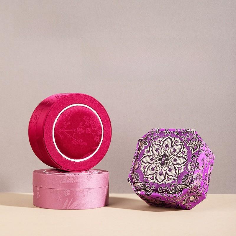 Traditional Jewelry Organizer With Composite Material For Home And Collection Use