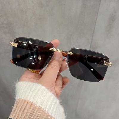 Brillen & Accessoires – Sonnenbrillen